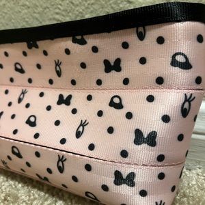 Harvey’s Minnie Mouse Pieces Cosmetic Bag